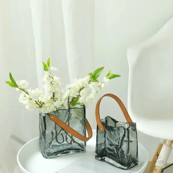 Accessoire décoratif vase sac à main