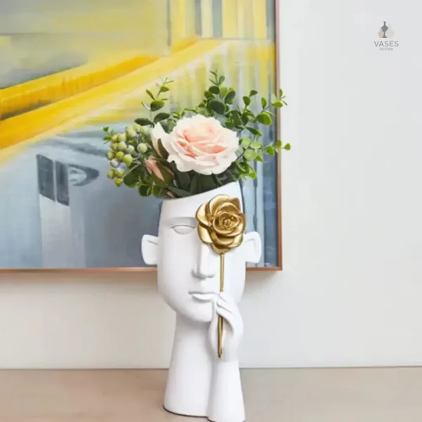 Vase visage minimaliste, design épuré pour ambiance moderne