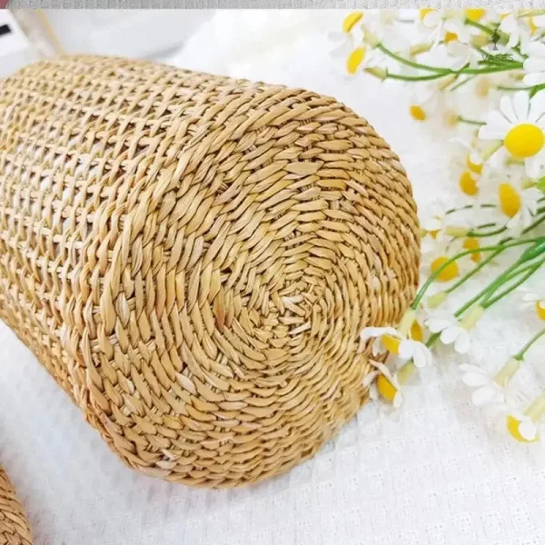 Vase en paille et verre pour décoration intérieure