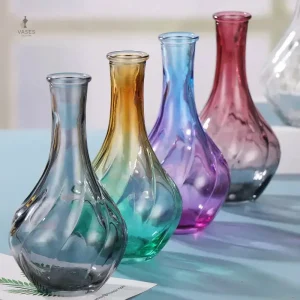 Vase en verre coloré décoratif