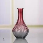 Vase coloré, accent visuel en verre