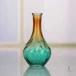 Vase en verre, éclat de couleurs variées
