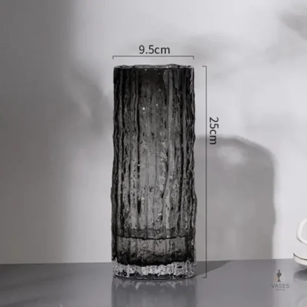 Vase en verre, idéal pour compositions florales