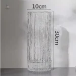 Vase cylindrique en verre, design minimaliste