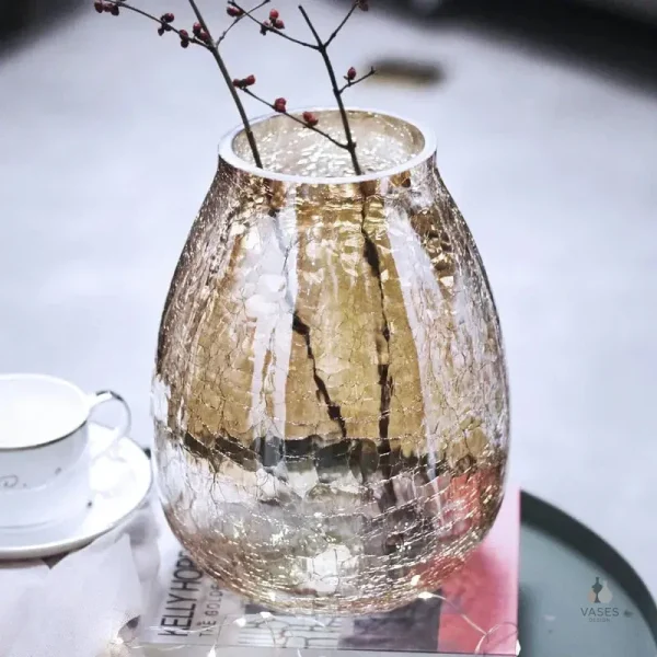 Vase en verre soufflé artisanal