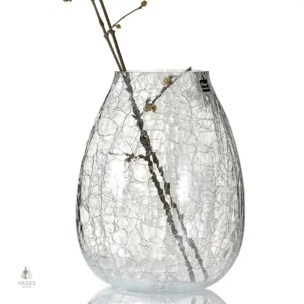 Vase en verre à motifs délicats