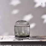 Vase en verre noir, ajout stylé à votre espace