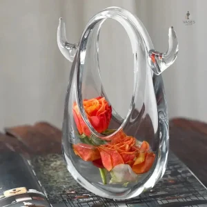 Vase en verre unique, finition raffinée