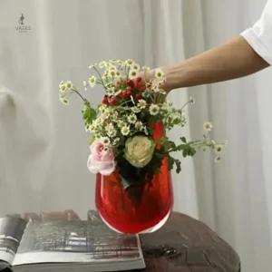 Vase en verre soufflé à la main, style contemporain