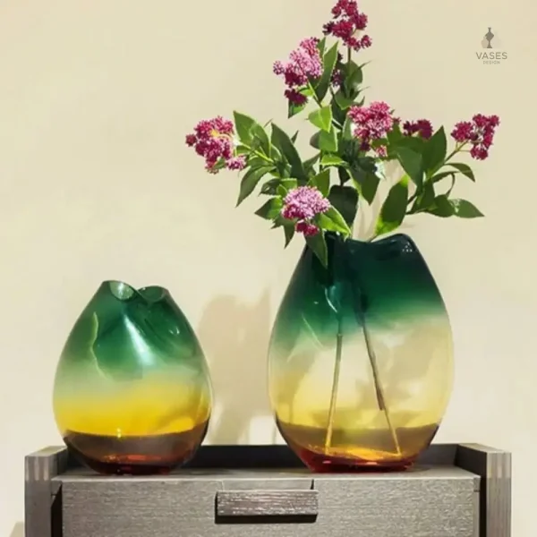 Vase en verre soufflé, design contemporain