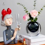 Vase en verre soufflé de forme originale