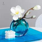 Vase design en verre soufflé élégant