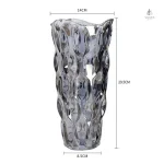 Vase en verre transparent chic