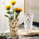 Vase en verre transparent classique