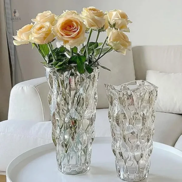 Vase ancien en verre clair