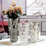 Vase en verre soufflé vintage