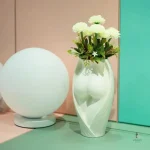 Vase design pour fleurs ou décoration