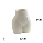 Vase sculptural inspiré de l'art féminin moderne