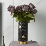 Vase design en céramique, idéal pour bouquets