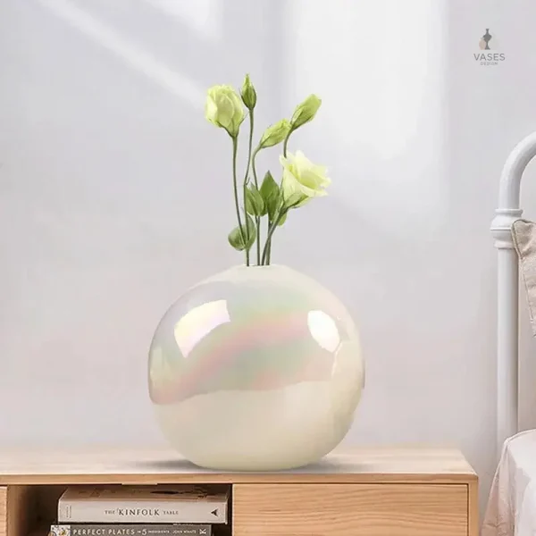 Vase boule en céramique, style contemporain