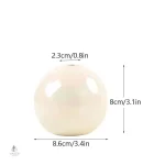 Vase boule minimaliste pour un look épuré