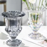 Vase médicis en verre, accessoire de décoration intemporel