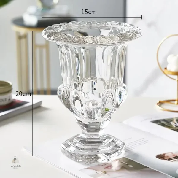 Vase en verre médicis, idéal pour une table ou un coin salon