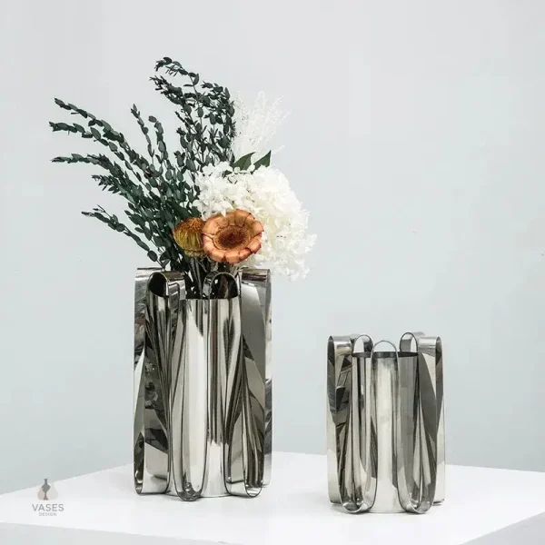 Vase décoratif en métal, idéal pour fleurs fraîches ou sèches