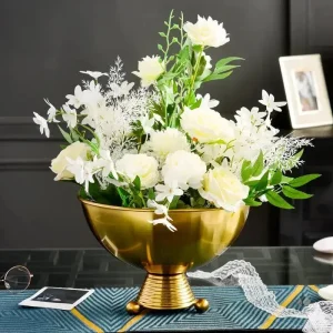 Vase métal doré élégant pour décoration intérieure