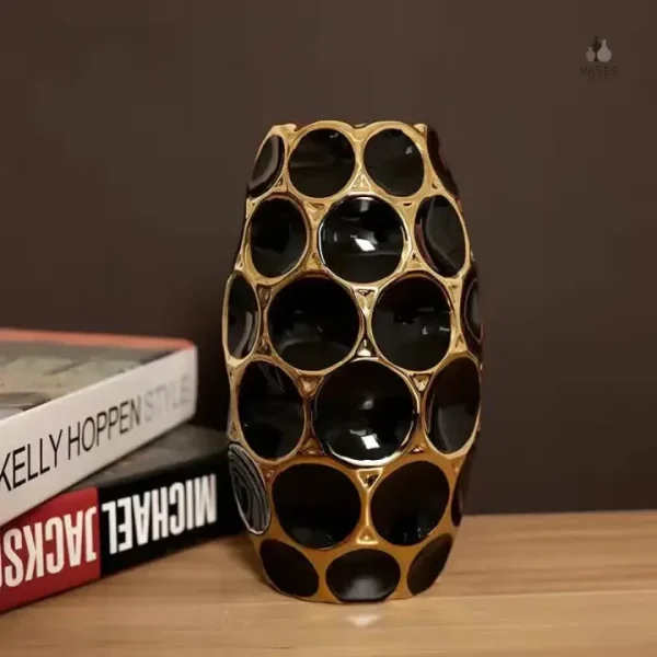 Vase noir chic et doré pour décoration