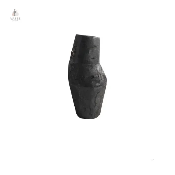 Vase noir et bois, accessoire de décoration chic