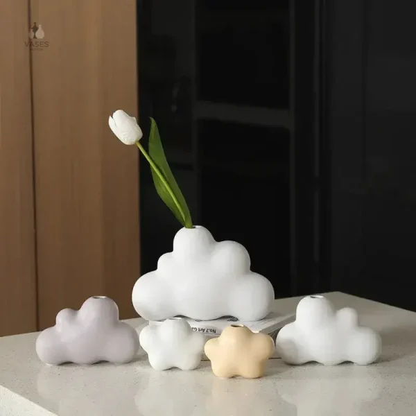 Vase nuage élégant, design doux et moderne