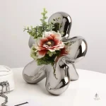 Vase élégant au motif innovant pour vos fleurs