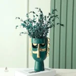 Vase visage original en céramique décorative
