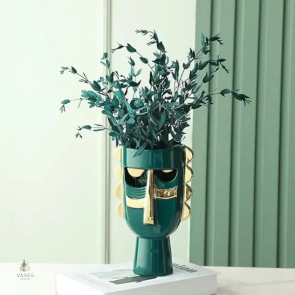 Vase visage original en céramique décorative