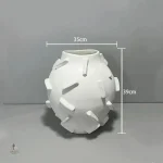 Vase décoratif à motifs distinctifs