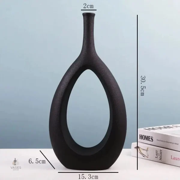 Vase tendance pour décoration avec fleurs de pampa