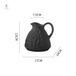 Vase ancien en céramique, un classique intemporel