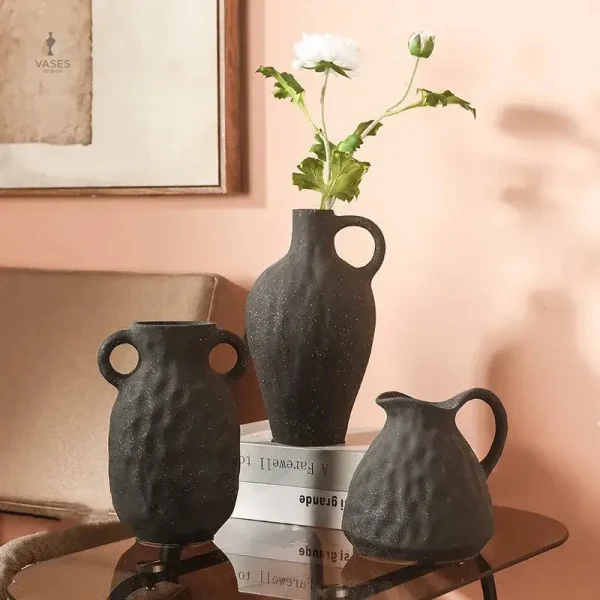 Vase vintage au design élégant et intemporel