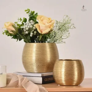 Vase rond doré élégant pour décoration intérieure