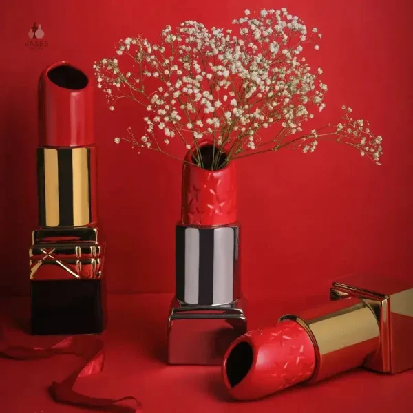 Vase rouge à lèvre élégant en céramique