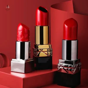 Design contemporain pour vase rouge à lèvre