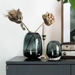 Vase en verre soufflé pour décoration intérieure