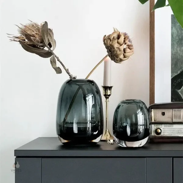 Vase en verre soufflé pour décoration intérieure