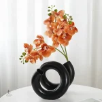 Vase décoratif à forme originale et épurée