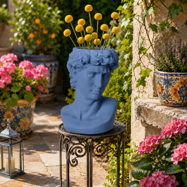 Vase inspiré de l'art grec ancien