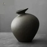 Vase classique en terre cuite