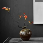 Vase décoratif en terre cuite