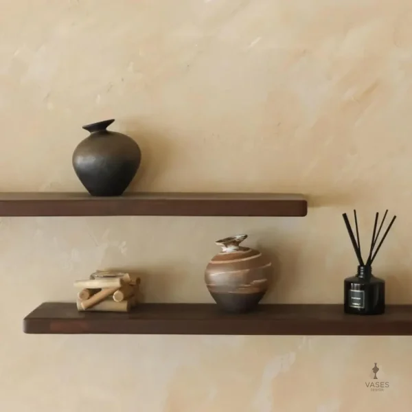 Vase en terre cuite rustique