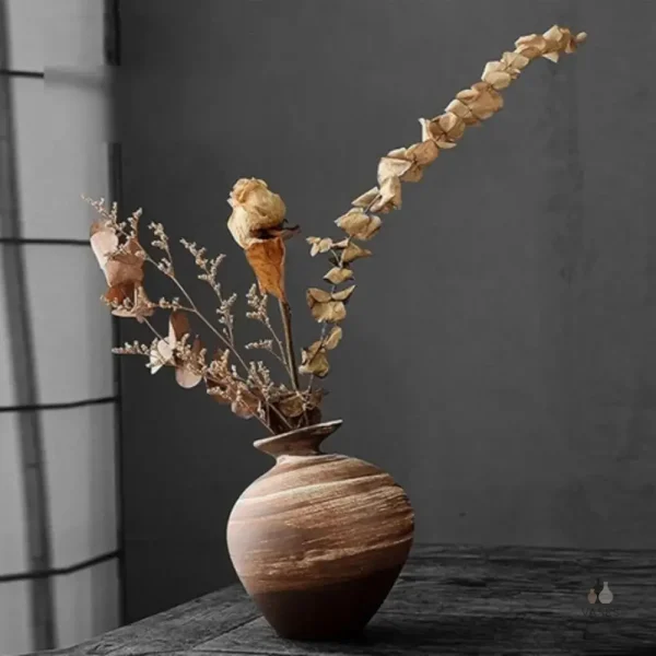 Vase artisanal en terre cuite